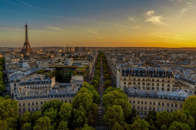 Les top 5 des lieux plus populaires du Paris de Godard (Canva)