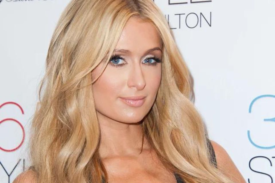 Paris Hilton est devenue mère pour la deuxième fois grâce à la gestation pour autrui (Gtres)